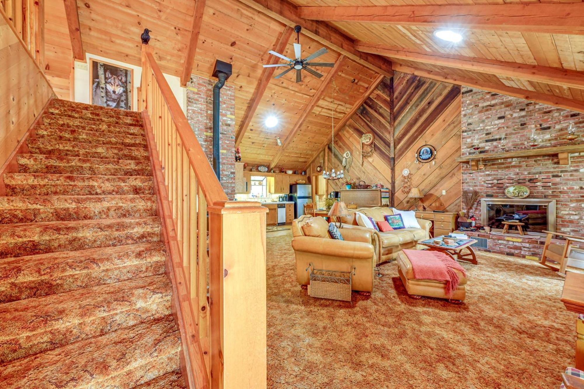 Cozy Family-Friendly Badger Retreat With Fireplace! Экстерьер фото