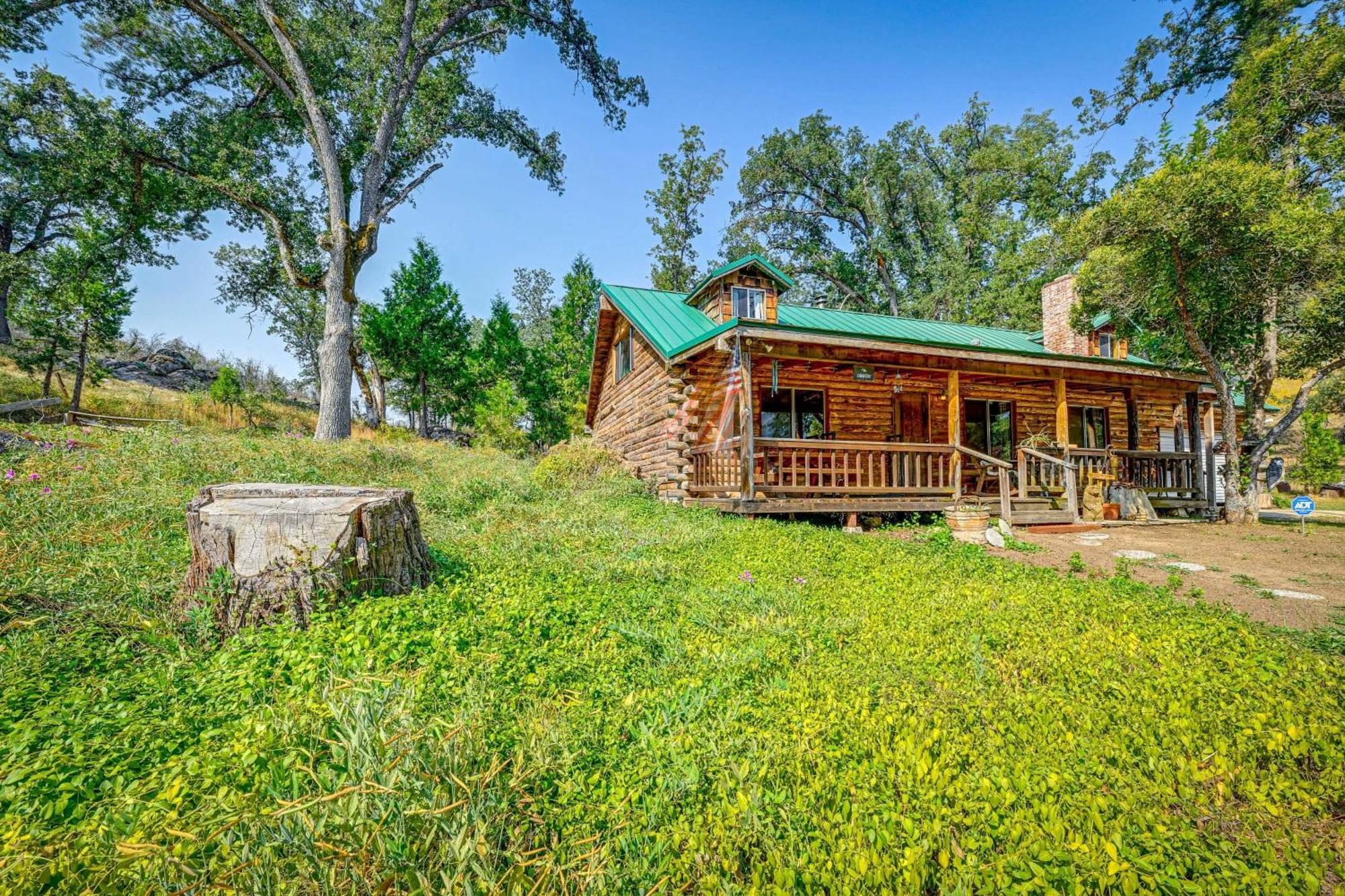 Cozy Family-Friendly Badger Retreat With Fireplace! Экстерьер фото